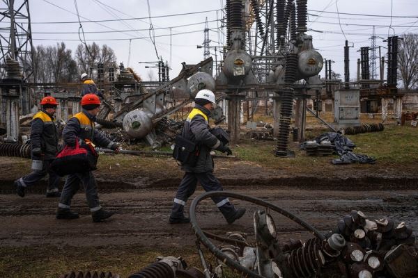 «Сверхприбыль из-за войны». Киев предложил мировым энергогигантам помочь восстановить страну 